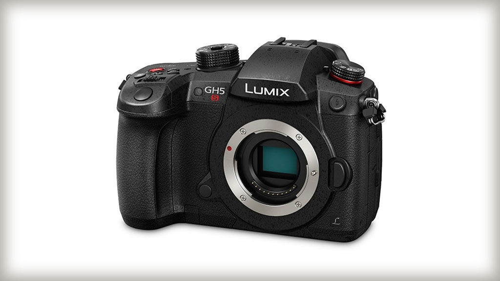 Panasonic GH5S body only front